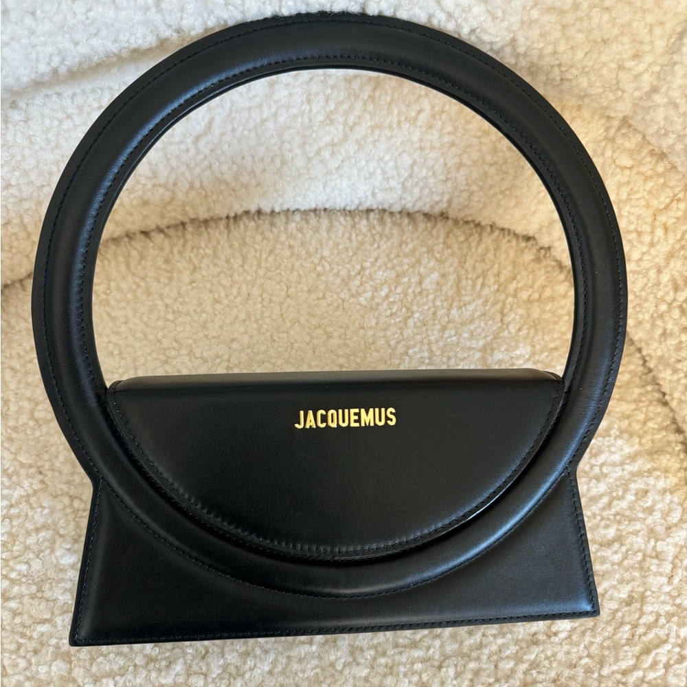 JACQUEMUS LE SAC ROND TOP HANDLE BAG BLACK